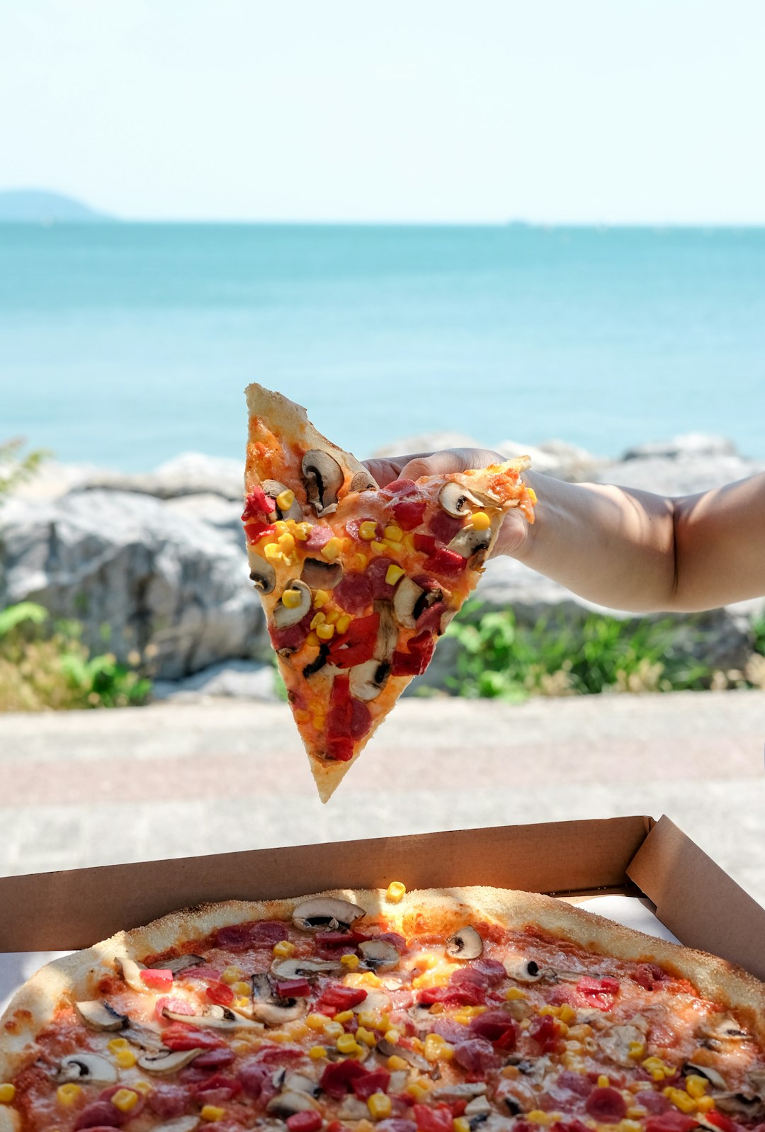 The Art of Pizza Delivery: Behind the Scenes